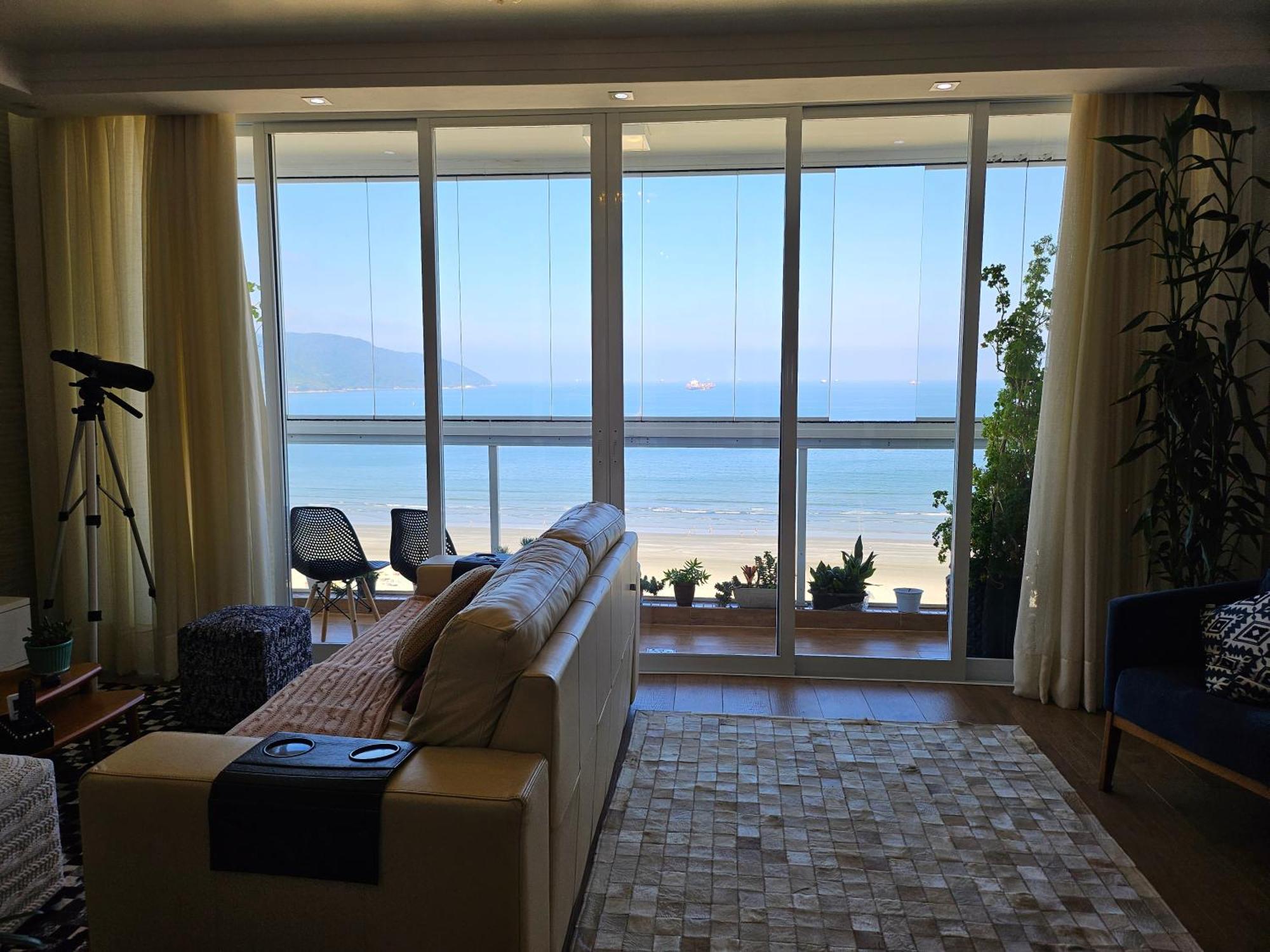 Apartamentos Na Praia Do Gonzaga Frente Mar Com Estacionamento Santos  Bilik gambar